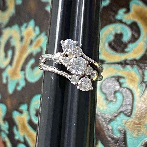 Sterling CZ 3-stone ring sz 6 - Picture 5 of 6